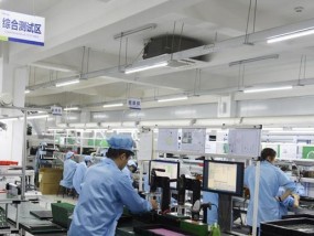 绿维锂电充电器的性能如何？值得购买吗？