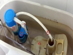 马桶底部边缘漏水的原因及解决方法（马桶底部边缘漏水问题分析与解决办法）