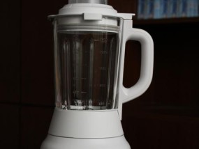 破壁机榨豆浆溢出来怎么办？有效解决方法有哪些？