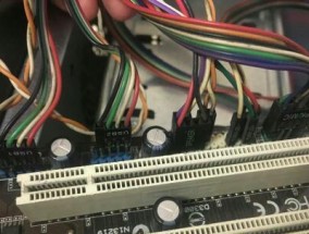 主板未连接显示器怎么办？如何快速诊断和解决？