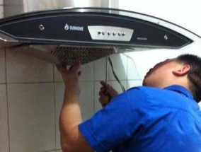 用水清洗油烟机怎么用？正确步骤和注意事项是什么？