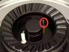 燃气灶灶台清洗方法？如何快速去除顽固油污？