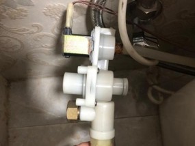 马桶进水阀原理解析——如何实现马桶进水控制（了解马桶进水阀原理及其关键组成部分）