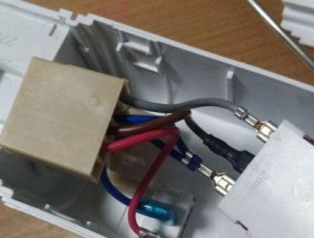 如何解决冰柜电力问题（高效利用能源）