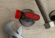 热水器漏孔漏水怎么办？处理步骤是什么？