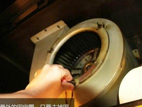 如何更换油烟机的风机（简单步骤教你换新风机）