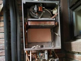 红日热水器E1故障解决方法——让您的热水器重新正常运转（探索E1故障的根源）