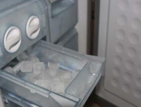 冰柜冷冻室积水的原因与解决方法（探究冰柜冷冻室积水的原因）