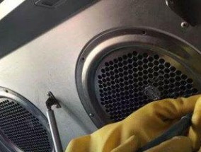 抽油烟机管道挡板清洗方法（保持抽油烟机高效工作的关键）