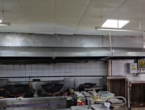 吴江区餐厅油烟机清洗方法？如何高效去除油烟污渍？