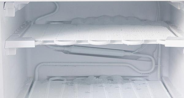 冰柜除冰方法（使用适当方法解决冰柜结冰问题）  第1张