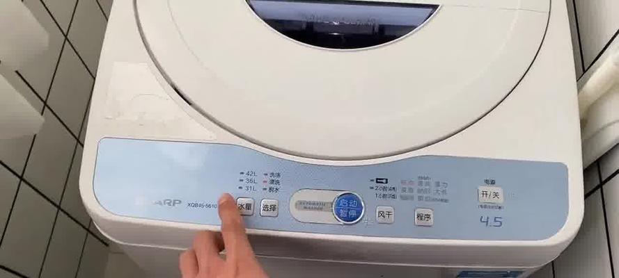 洗衣机出现E2故障的原因和解决办法（解读洗衣机E2故障代码）  第1张