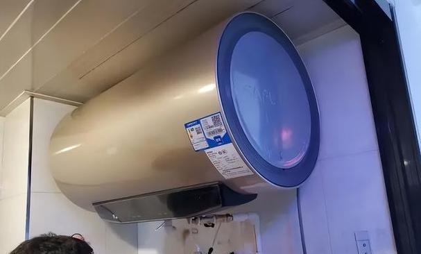 电热水器清洗后不出热水的原因及解决方法（解决电热水器清洗后无热水问题的关键步骤）  第2张