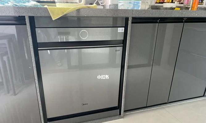 解决洗碗机缝隙太大的问题（探索有效的方法调整洗碗机缝隙大小）  第3张