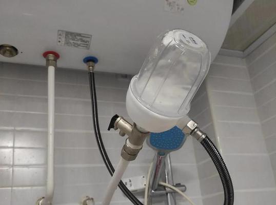 如何清理热水器内部水垢（简单有效的清洁方法让热水器恢复正常）  第3张