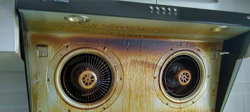 油烟机密封胶清洗方法是什么？如何保持清洁效果持久？  第3张