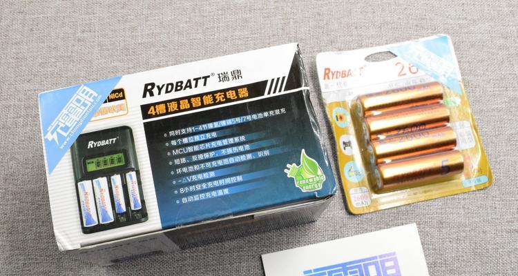 液晶充电器12槽有何特点？使用方法是什么？  第1张
