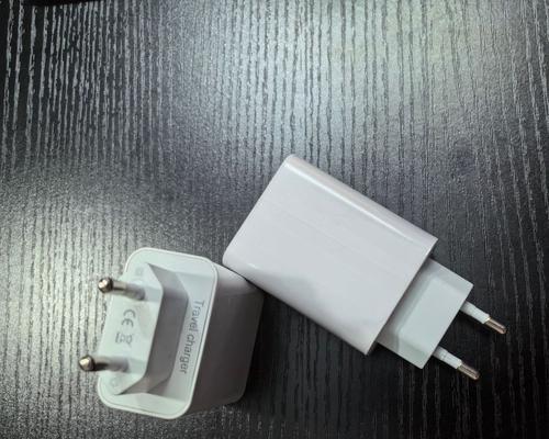 什么是电池的万能充电器？选购时应注意什么？  第1张